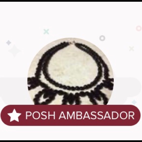Meet your Posh Ambassador, Susy - Picture 1 of 7